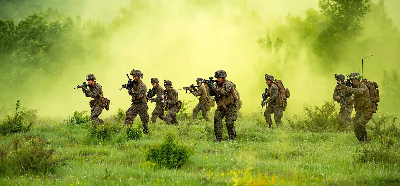 <h2>Esprit de Corps</h2>